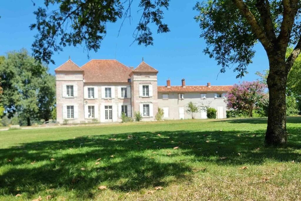 Chateau D'Issandou Golfech Bagian luar foto