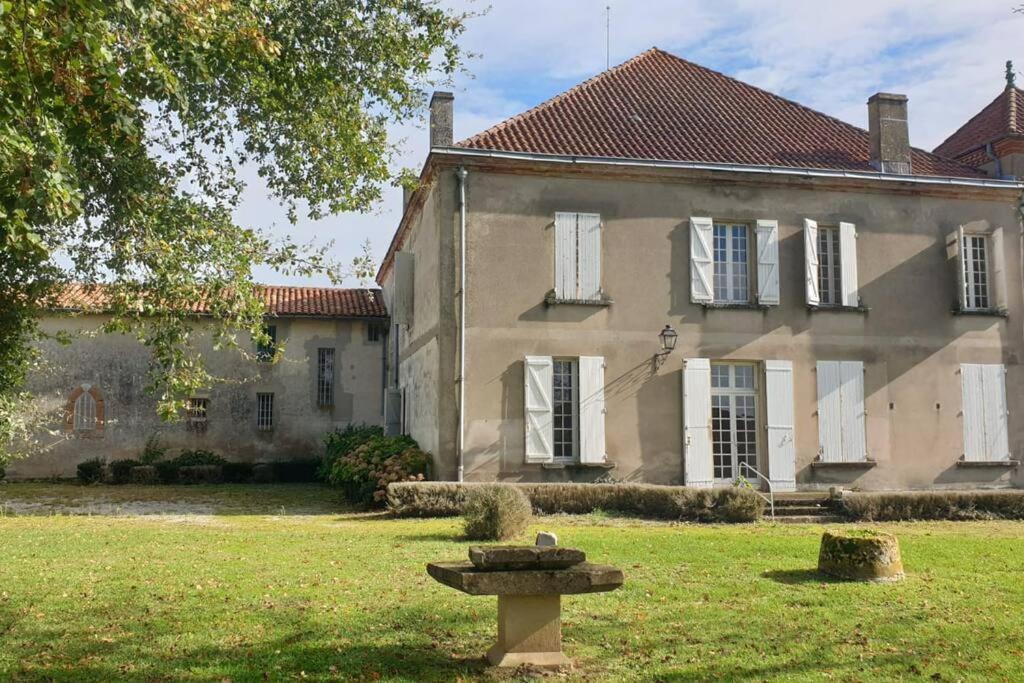 Chateau D'Issandou Golfech Bagian luar foto