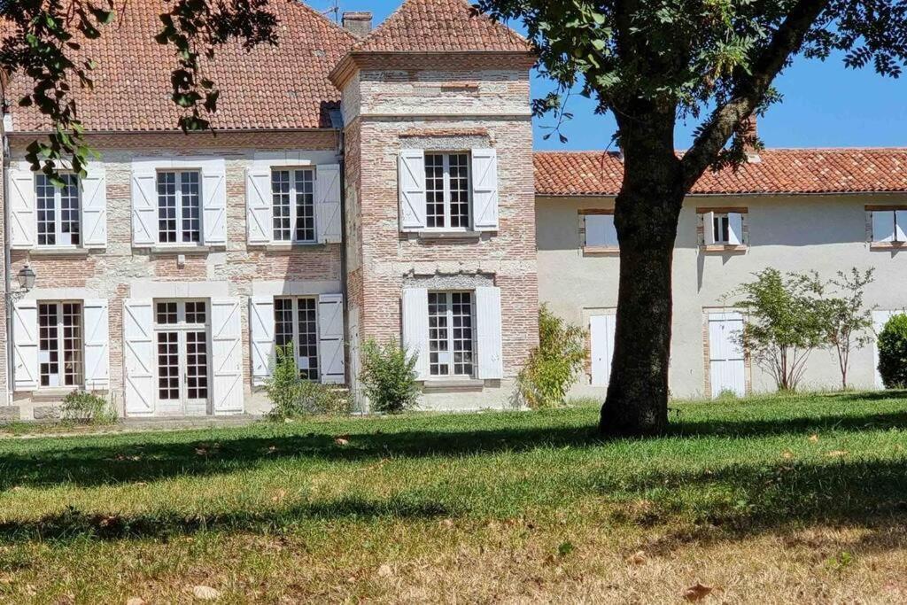 Chateau D'Issandou Golfech Bagian luar foto