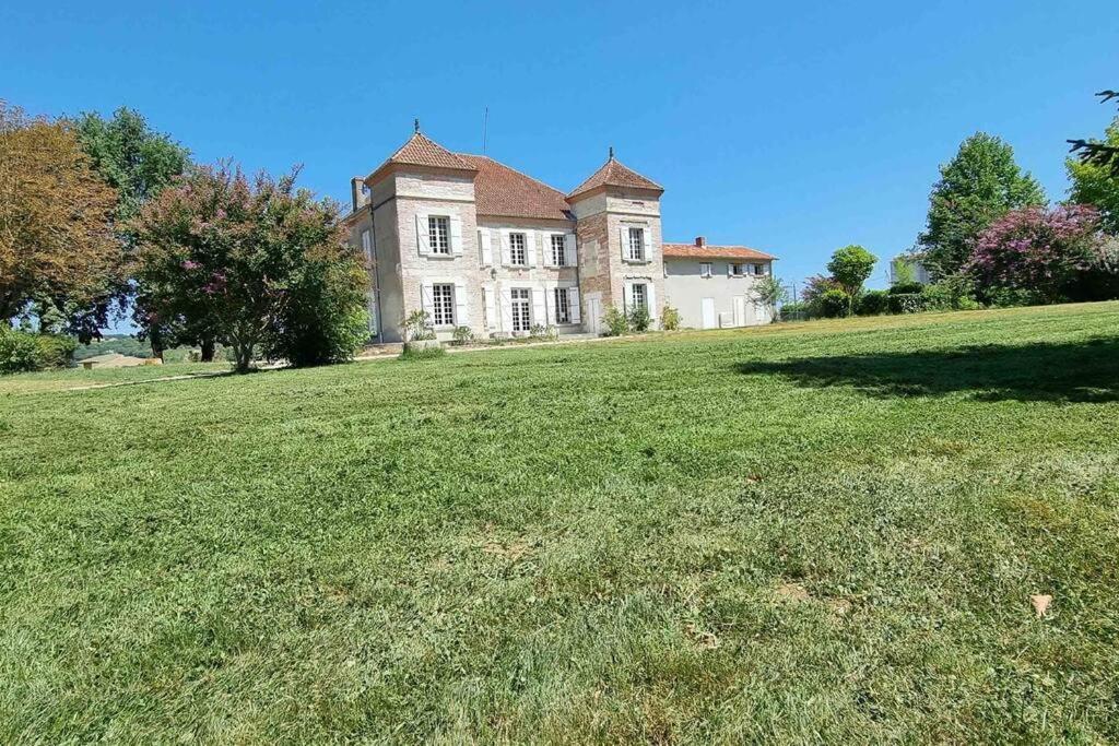Chateau D'Issandou Golfech Bagian luar foto